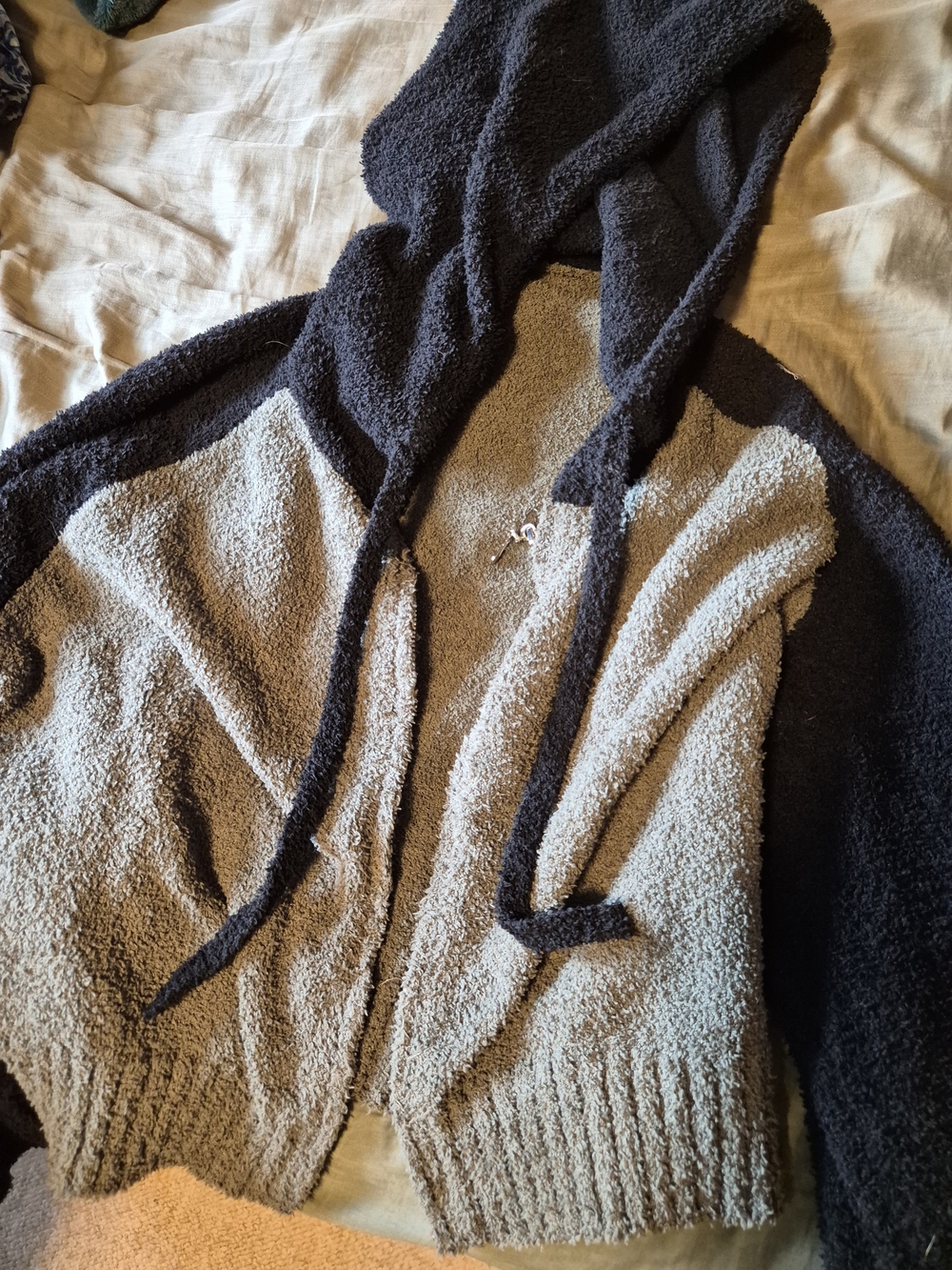 Cozy Hooded Men's Sweater Jacket in Light Gray and Black